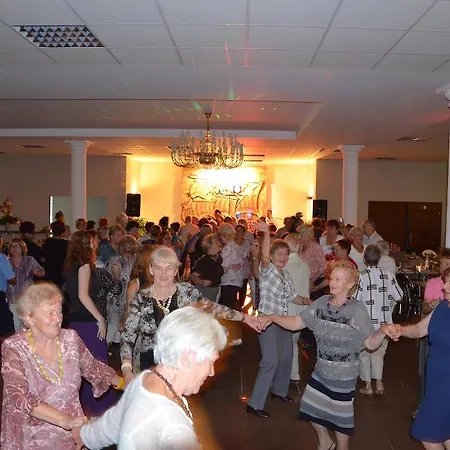 Kompleks wypoczynkowy Komandor Pogorzelica (Gmina Rewal)