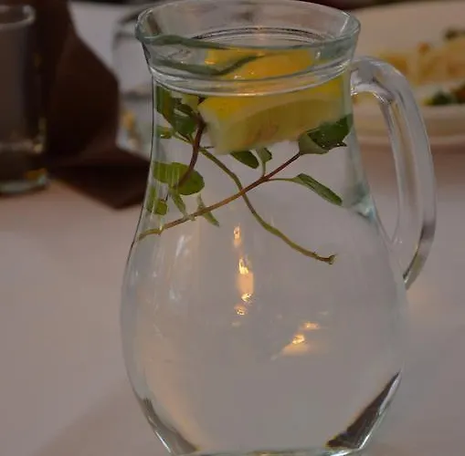 Kompleks wypoczynkowy Komandor Pogorzelica (Gmina Rewal)