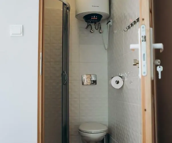 Komandor * Pogorzelica (Gmina Rewal)